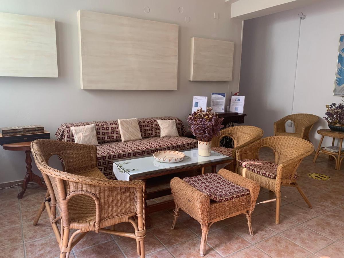 Αβαντιάς Abantias Aparthotel Lutrá Edipszú Kültér fotó