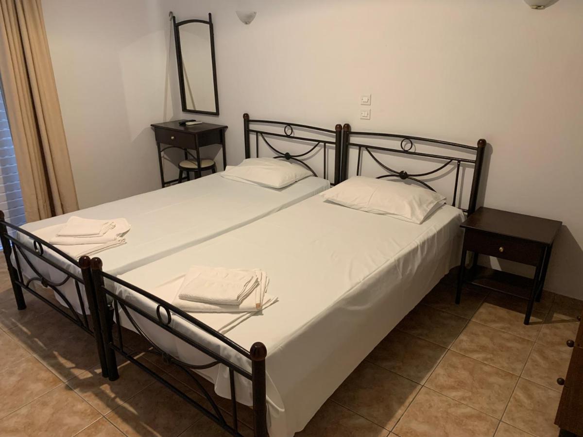 Αβαντιάς Abantias Aparthotel Lutrá Edipszú Kültér fotó
